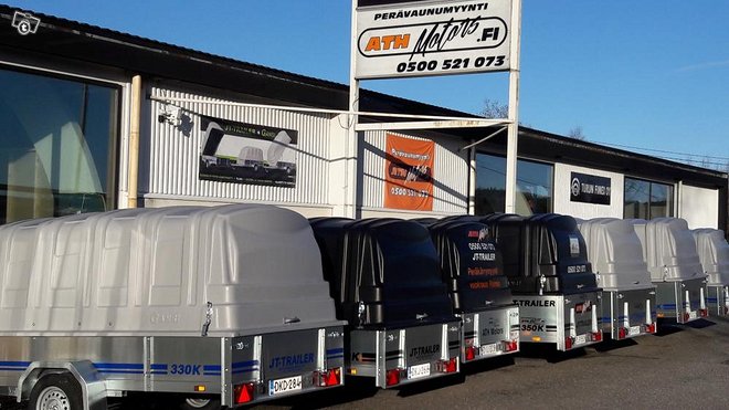 Smiling,,Beautiful,Hipster,Traveler,Girl,In,Gypsy,Look,And,Windy