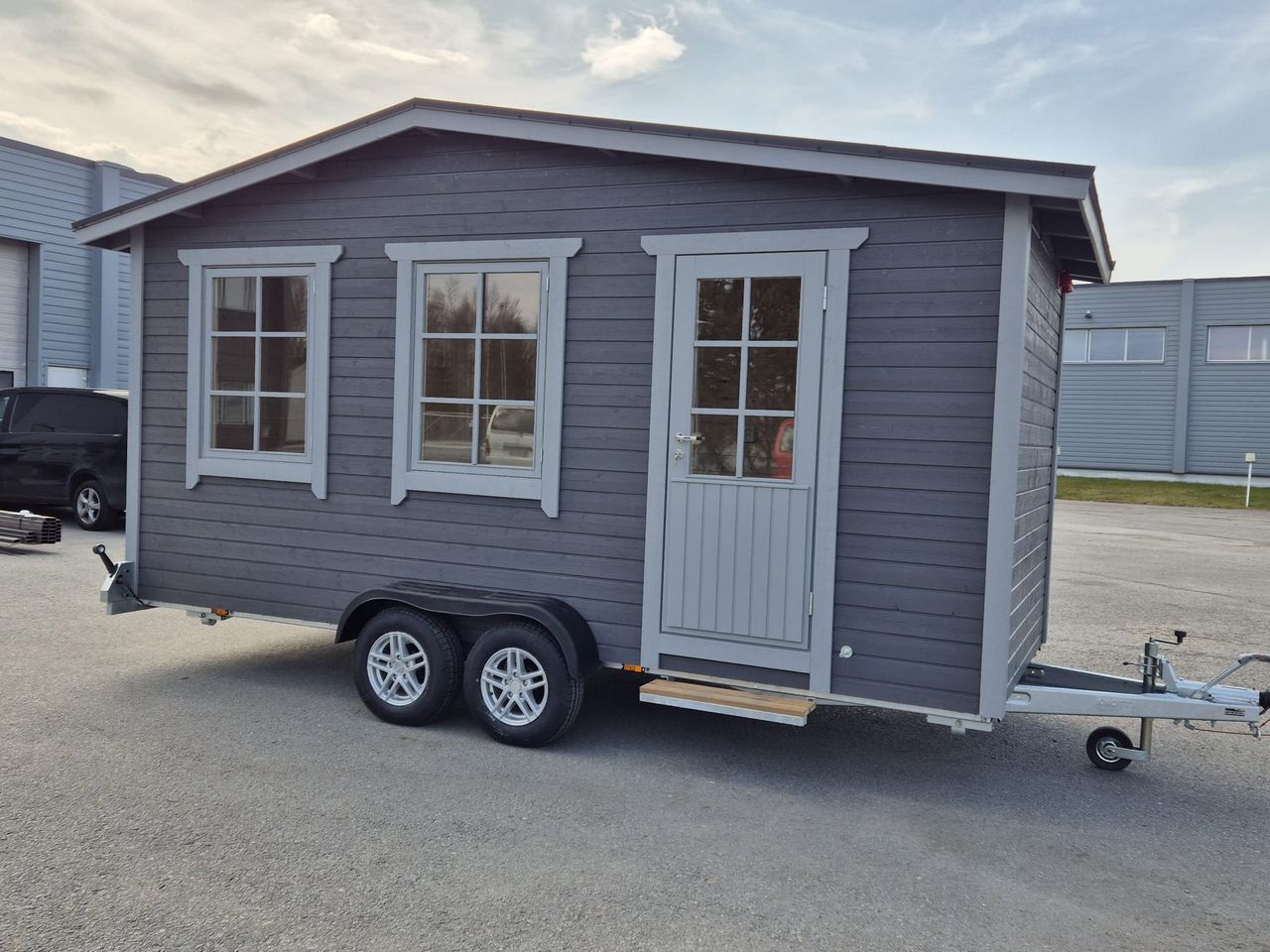 Blurred,Hand,Touching,Wheat,Spikes,With,Her,Hand,At,Sunset